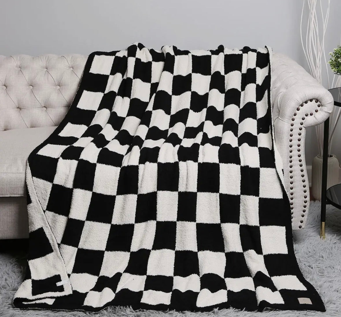 Black Checkered Throw Blanket