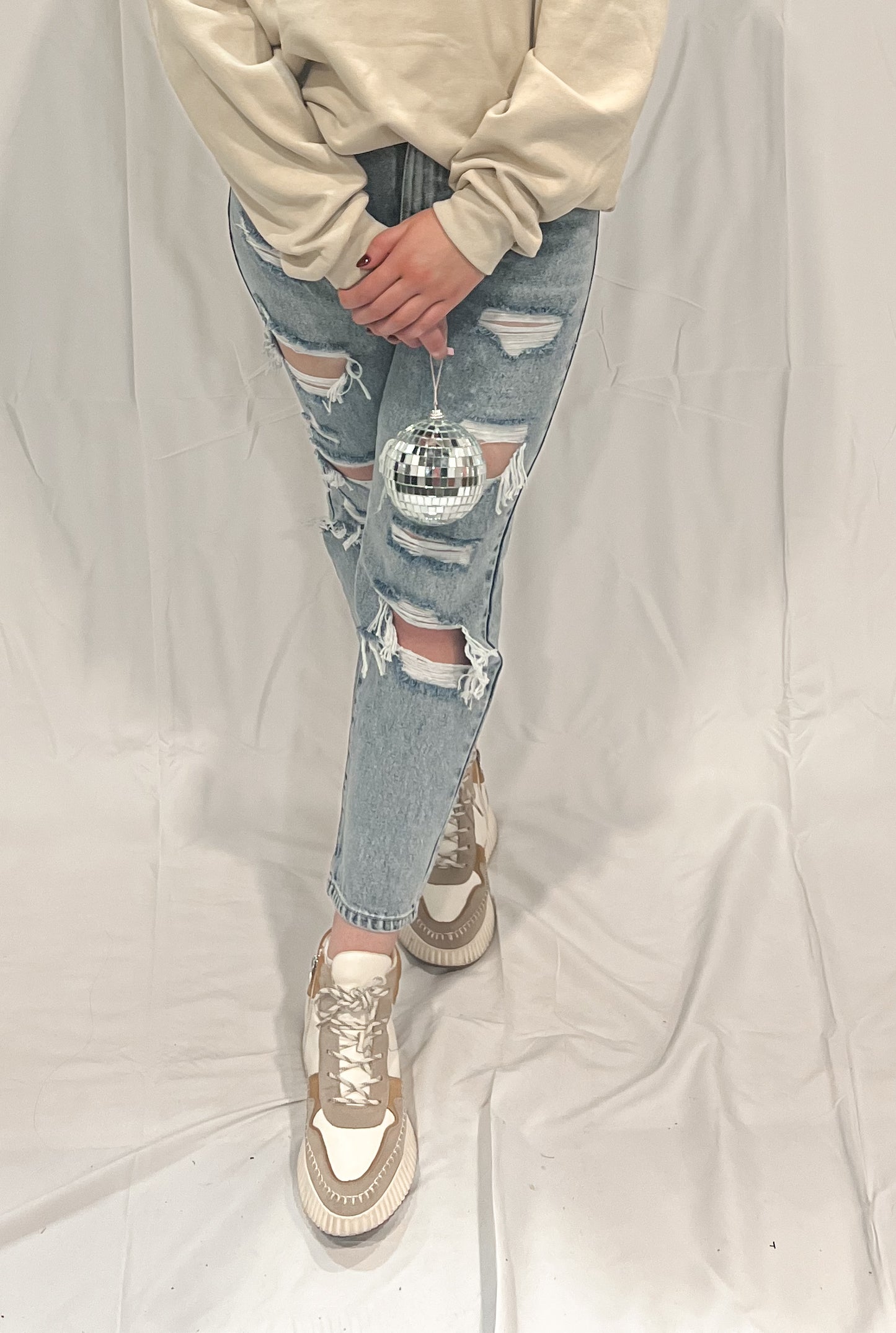 Distressed Mom KanCan Jeans